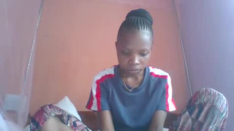 Snapshot of kadzo23 chatting on December 11, 7:42 am Kadzo online show from December 11, 7:42 am