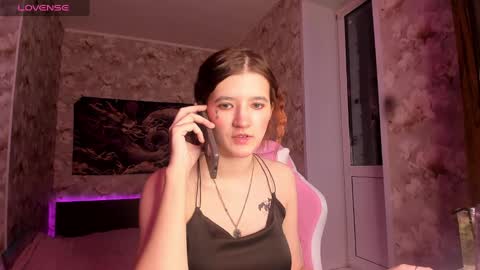 Snapshot of kai_and_gerda636 chatting on January 23, 5:21 pm kai_and_gerda636 online show from January 23, 5:21 pm