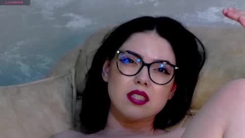 Kaila Lewis online show from February 13, 9:38 pm