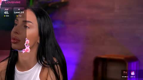 Snapshot of kairaandrews chatting on October 9, 7:18 pm Kaira online show from October 9, 7:18 pm