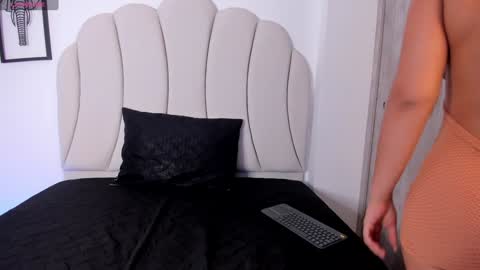 Snapshot of kaity_layne chatting on January 20, 7:57 pm Kaity Lane online show from January 20, 7:57 pm