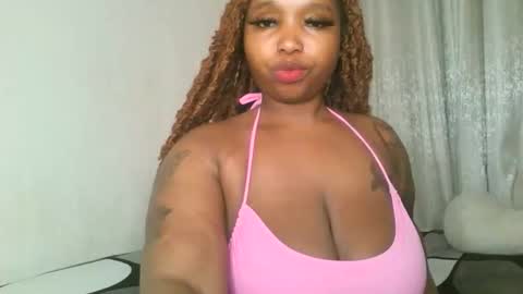 Snapshot of kakey_love chatting on October 27, 6:53 am kakey love online show from October 27, 6:53 am