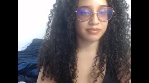Snapshot of kaliith chatting on February 23, 11:21 pm Kaliith online show from February 23, 11:21 pm