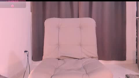 Snapshot of kalitsa_ chatting on September 15, 9:28 am kalitsa_ online show from September 15, 9:28 am