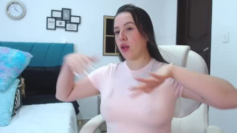 Kamilalopez online show from January 26, 9:29 pm