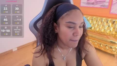 Kamala. Live 2100 - 600 online show from March 31, 3:28 am