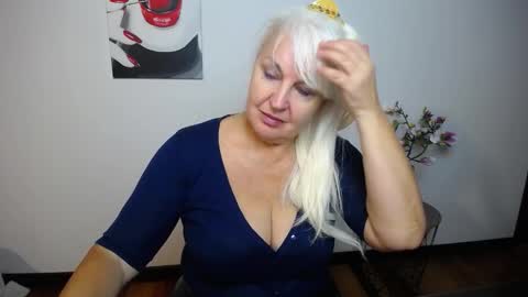 Snapshot of kamaliasim chatting on October 11, 8:11 pm KamaliaSim online show from October 11, 8:11 pm