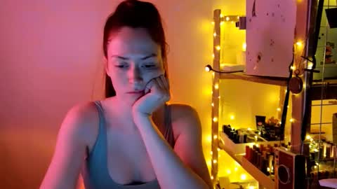 Kamila online show from April 3, 4:38 pm