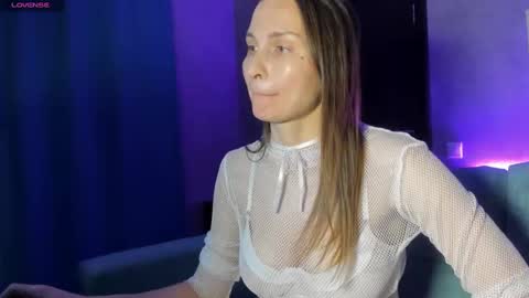Kamila GMT2 Tue 10 AM - 4 PMWed 3-9 AM Thur 3-9 AM Fri 3-9 AM Sat 10 AM - 4 PM. online show from February 10, 1:35 am