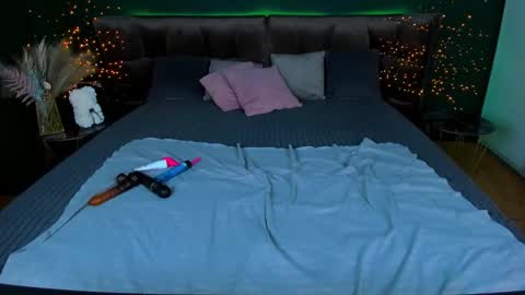 Snapshot of kamilahot25 chatting on October 17, 5:43 am kamilahot25 online show from October 17, 5:43 am