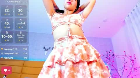 Snapshot of kamileblake chatting on October 5, 7:46 am online show from October 5, 7:46 am