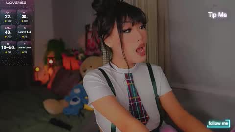 kamilee__xo online show from October 9, 6:34 pm