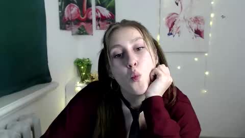 Snapshot of kamilla_love_ chatting on October 31, 6:12 pm kamilla_love_ online show from October 31, 6:12 pm