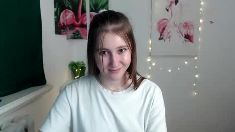 Snapshot of kamilla_love_ chatting on October 27, 2:01 pm kamilla_love_ online show from October 27, 2:01 pm