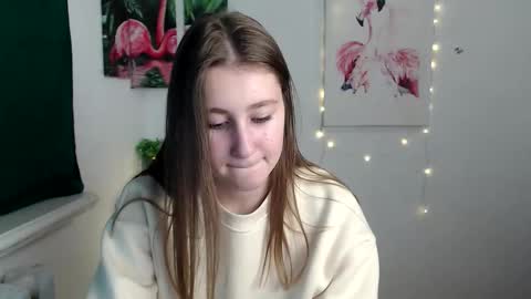 Snapshot of kamilla_love_ chatting on October 18, 11:02 am kamilla_love_ online show from October 18, 11:02 am