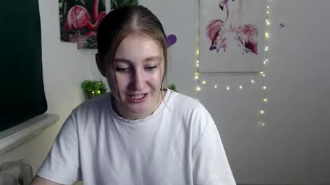 Snapshot of kamilla_love_ chatting on October 9, 1:04 pm kamilla_love_ online show from October 9, 1:04 pm