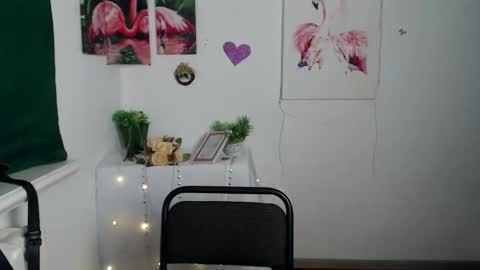 Snapshot of kamilla_love_ chatting on October 11, 1:25 pm kamilla_love_ online show from October 11, 1:25 pm