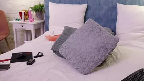 KandyRyde online show from April 28, 2:27 am