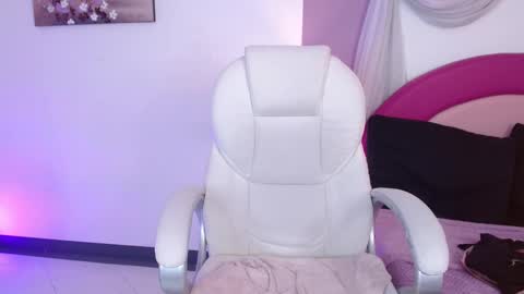 kaoryy_1 online show from March 20, 12:10 pm