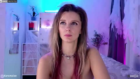 Julia online show from November 5, 12:38 am