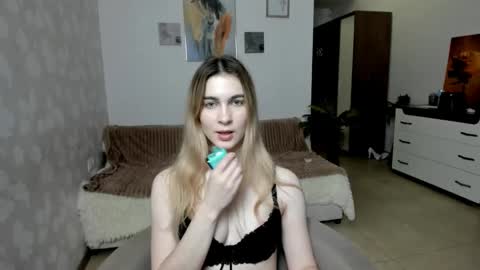 KaraWill online show from December 2, 8:20 pm
