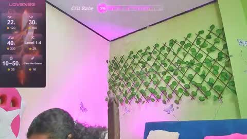 Snapshot of karen_ariass chatting on October 10, 2:33 pm Karen online show from October 10, 2:33 pm