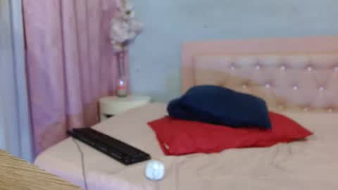 SOFIA online show from May 27, 1:57 am
