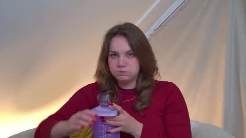 Snapshot of karenclarks chatting on September 18, 6:50 pm Karen online show from September 18, 6:50 pm