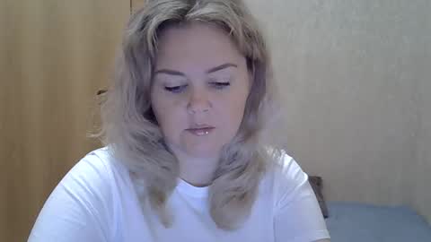 Snapshot of karennelsonx chatting on October 19, 4:09 pm karennelsonx online show from October 19, 4:09 pm