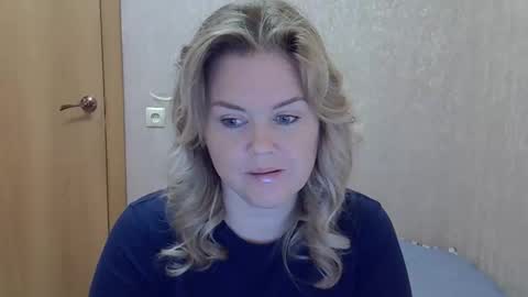 Snapshot of karennelsonx chatting on October 23, 11:05 am karennelsonx online show from October 23, 11:05 am