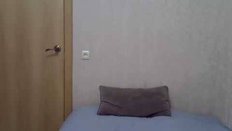 Snapshot of karennelsonx chatting on October 8, 8:40 am karennelsonx online show from October 8, 8:40 am