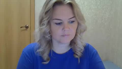 Snapshot of karennelsonx chatting on September 20, 2:15 pm karennelsonx online show from September 20, 2:15 pm