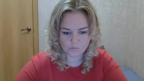 Snapshot of karennelsonx chatting on October 26, 2:01 pm karennelsonx online show from October 26, 2:01 pm