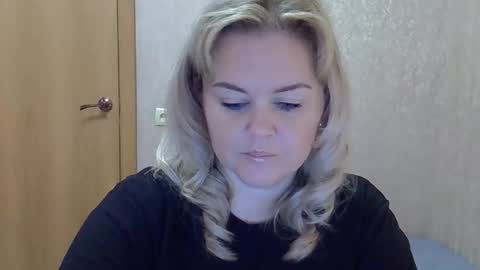 Snapshot of karennelsonx chatting on September 30, 1:06 pm karennelsonx online show from September 30, 1:06 pm