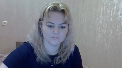 karennelsonx online show from January 5, 1:26 pm