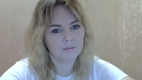 karennelsonx online show from December 12, 12:55 pm