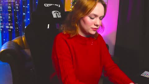 Snapshot of kari_lunna chatting on December 20, 3:14 am Karoline online show from December 20, 3:14 am