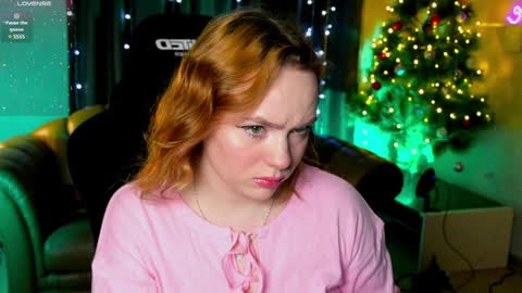 Snapshot of kari_lunna chatting on January 3, 3:05 am Karoline online show from January 3, 3:05 am