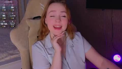 Snapshot of kari_lunna chatting on January 10, 3:29 am Karoline online show from January 10, 3:29 am