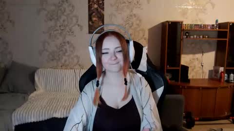 Lisa Backler online show from September 23, 4:49 pm