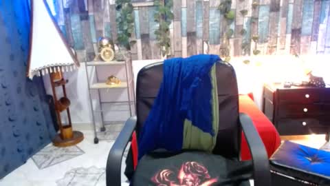 Snapshot of karima_sarabe chatting on February 21, 9:32 pm karima_sarabe online show from February 21, 9:32 pm