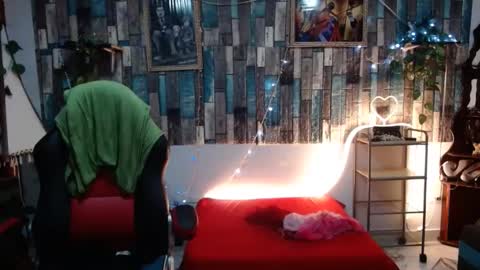 Snapshot of karima_sarabe chatting on January 3, 9:36 pm karima_sarabe online show from January 3, 9:36 pm