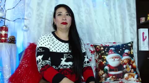 Snapshot of karime_lee chatting on December 11, 1:58 am karime lee online show from December 11, 1:58 am