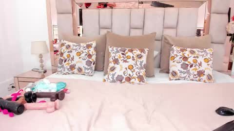 Karina online show from February 4, 10:57 pm