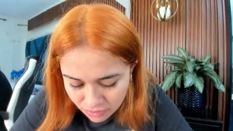 Snapshot of karinasanchezz chatting on October 13, 12:35 am karinasanchezz online show from October 13, 12:35 am