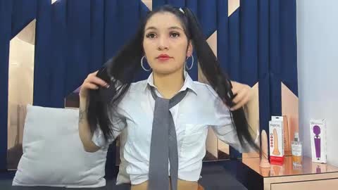 karinasexyhot69 online show from September 17, 5:27 am