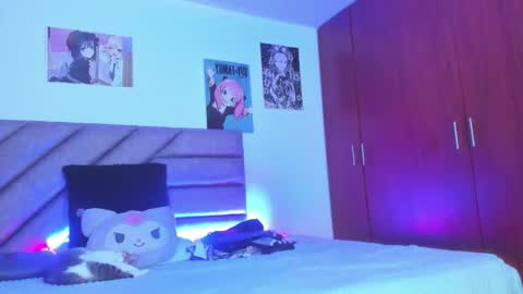 KARINNA  RAVEN online show from January 14, 12:48 am