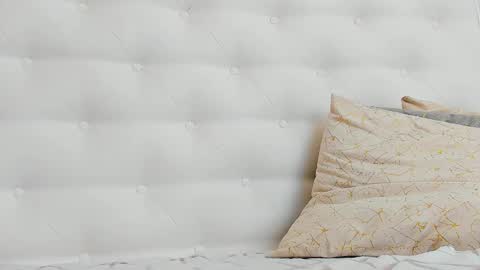 Snapshot of karissia_ chatting on October 15, 6:16 am KARISSIA online show from October 15, 6:16 am