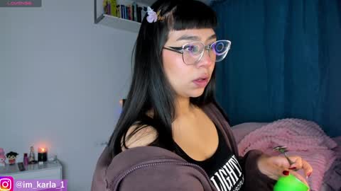 Snapshot of karla__1 chatting on January 7, 4:50 am Ill be on at sunday see u Lynn Could u help me to reach 100 Thmbs upp plssss Independent girl 3 online show from January 7, 4:50 am