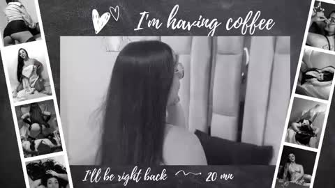 Snapshot of karla_hernandez chatting on October 6, 11:05 am Karla  online show from October 6, 11:05 am